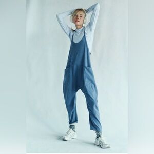 NWT FP Movement by Free People Hot Shot in Skyline